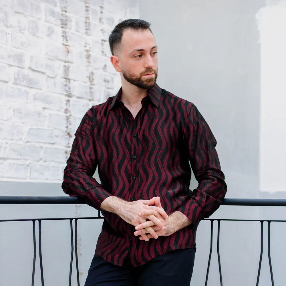 Men's Long-Sleeved Batik Shirt - Garnet Snakeskin